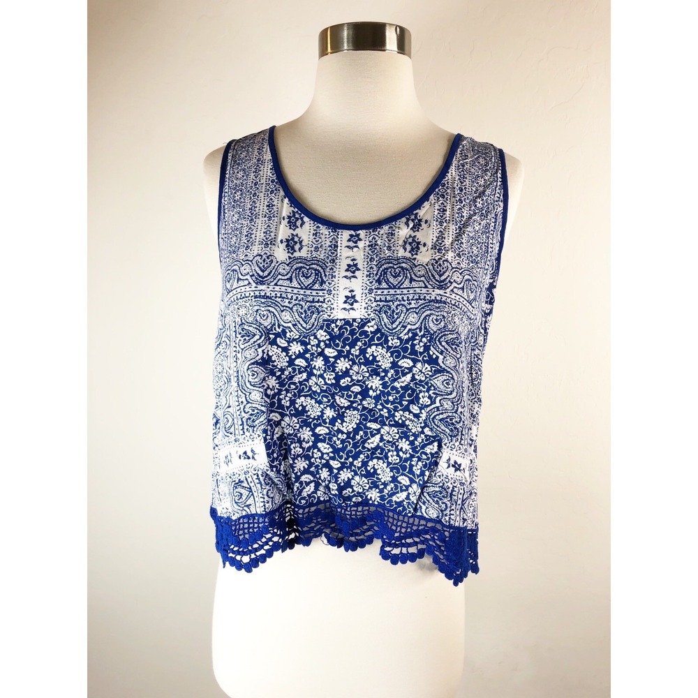 FOREVER 21 Womens M Cropped Crochet Hem‎ Tank Top Blue White